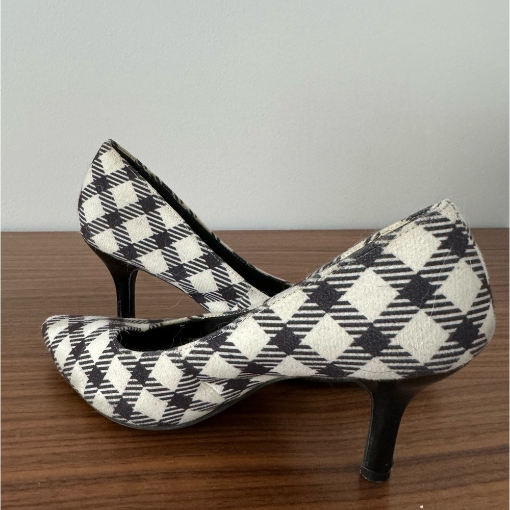 Cute heels - Picture 2 of 2
